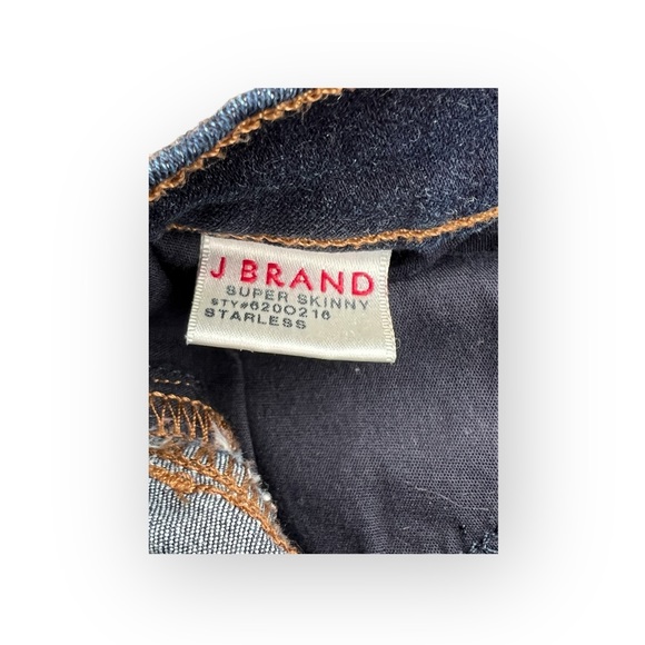 J Brand skinny jeans size 30” stretch in excellent condition. - Picture 4 of 6